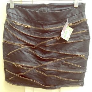 USED COUTURE UNIQUE ZIPPER MINI SKIRT SMALL